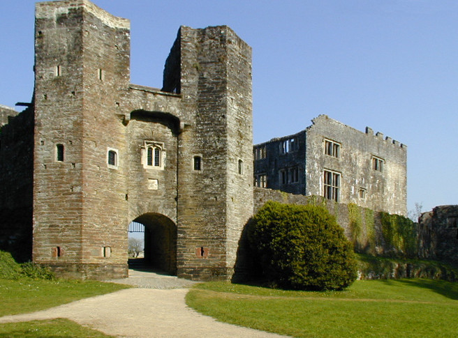 The Power of Folklore: The 'Ghosts' of Berry Pomeroy Castle